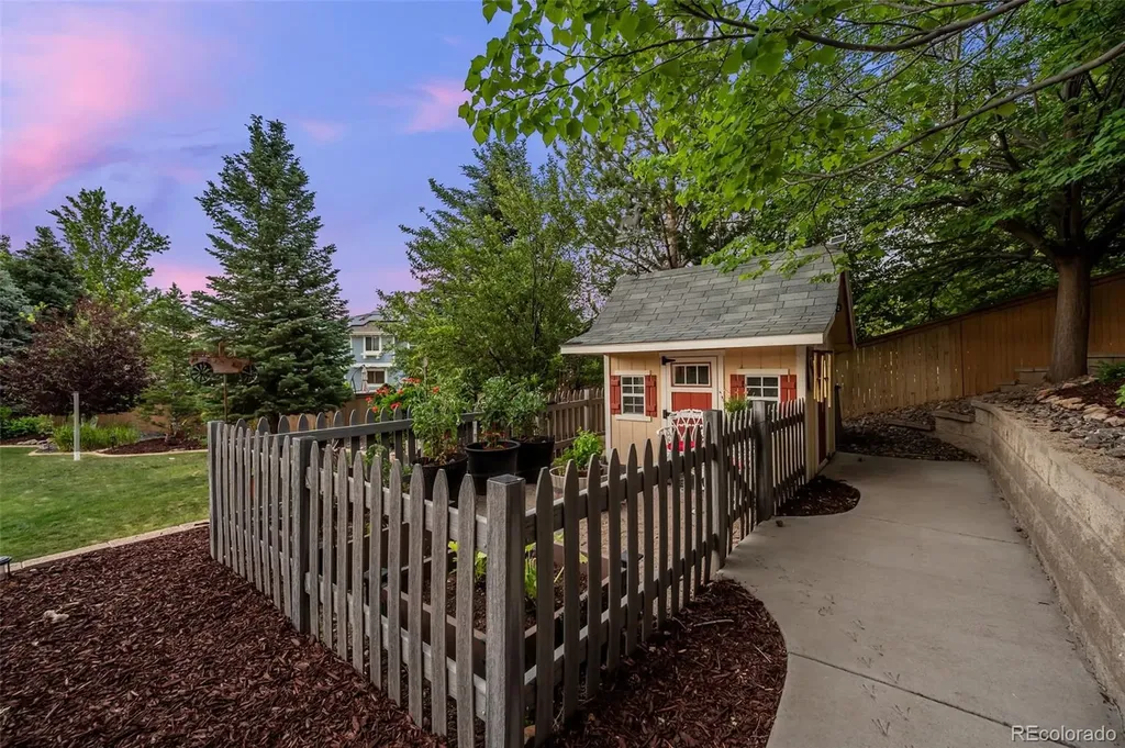10676 Chandon Place Littleton CO 80126