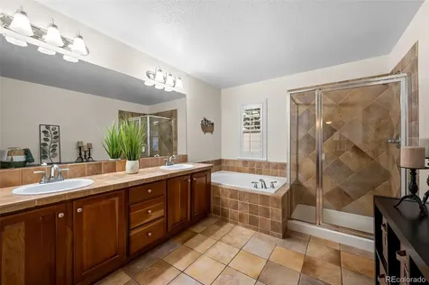 10676 Chandon Place Littleton CO 80126