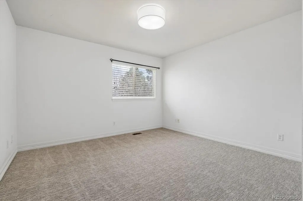 21324 E Briarwood Drive Aurora CO 80016