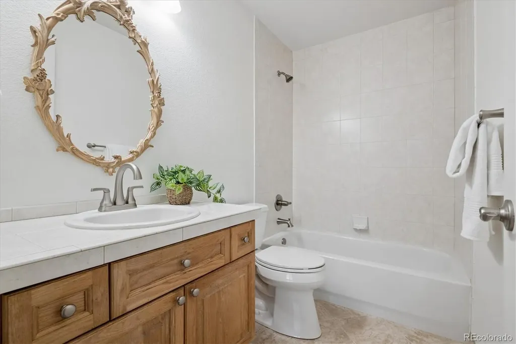 21324 E Briarwood Drive Aurora CO 80016