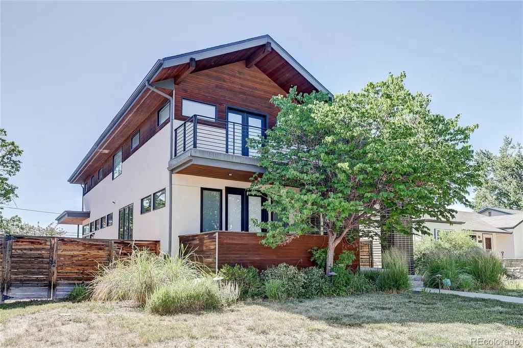 Denver CO, 1141 S Cook Street
