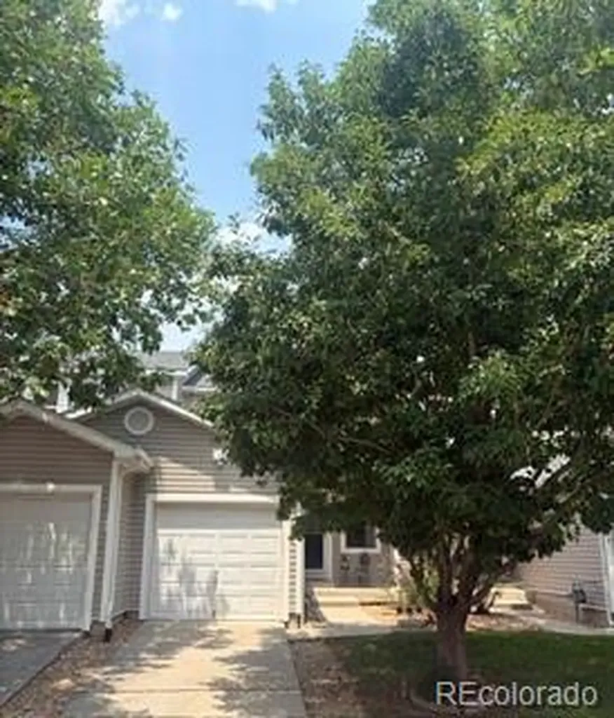 7832 S Kittredge Circle Englewood CO 80112