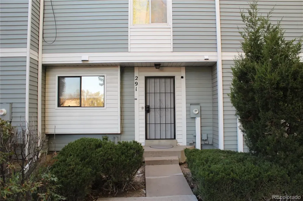 291 S Nome Street Aurora CO 80012