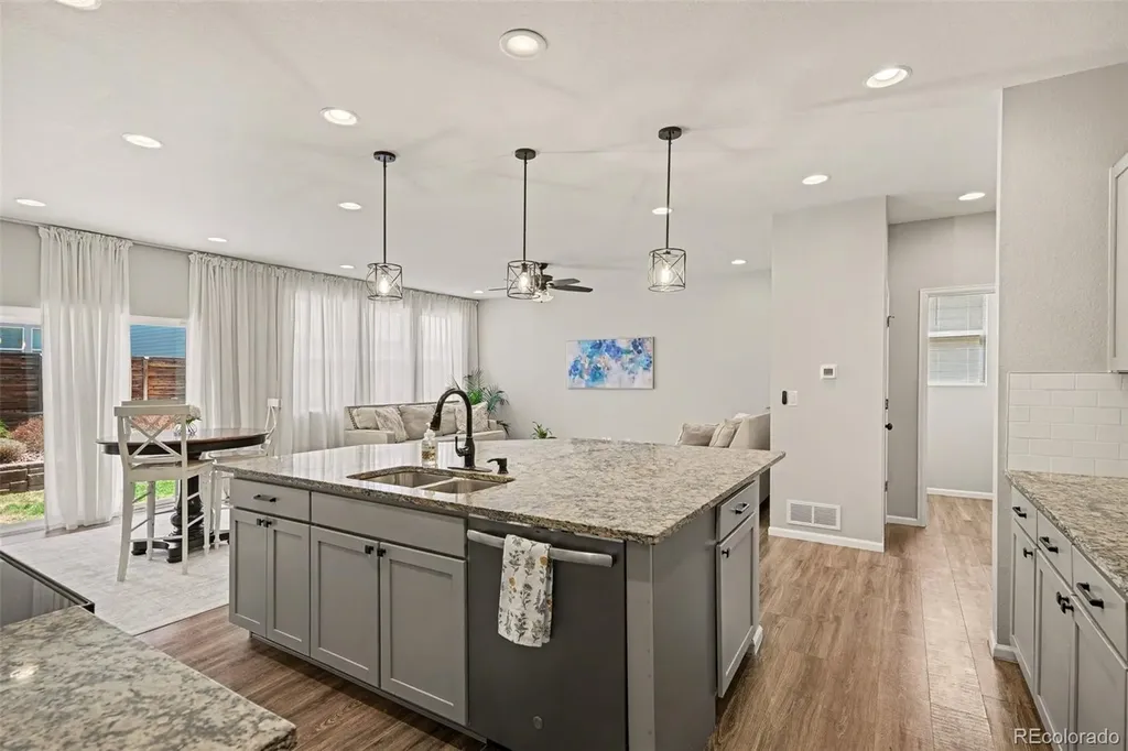 4726 Hannibal Street Denver CO 80239