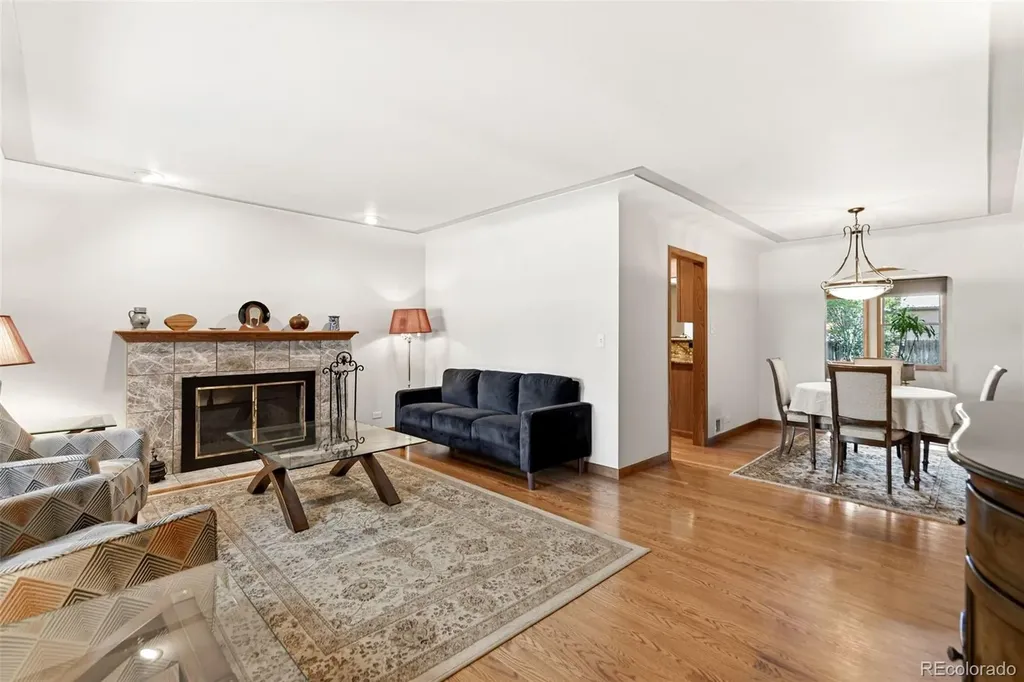 3226 S Ash Street Denver CO 80222