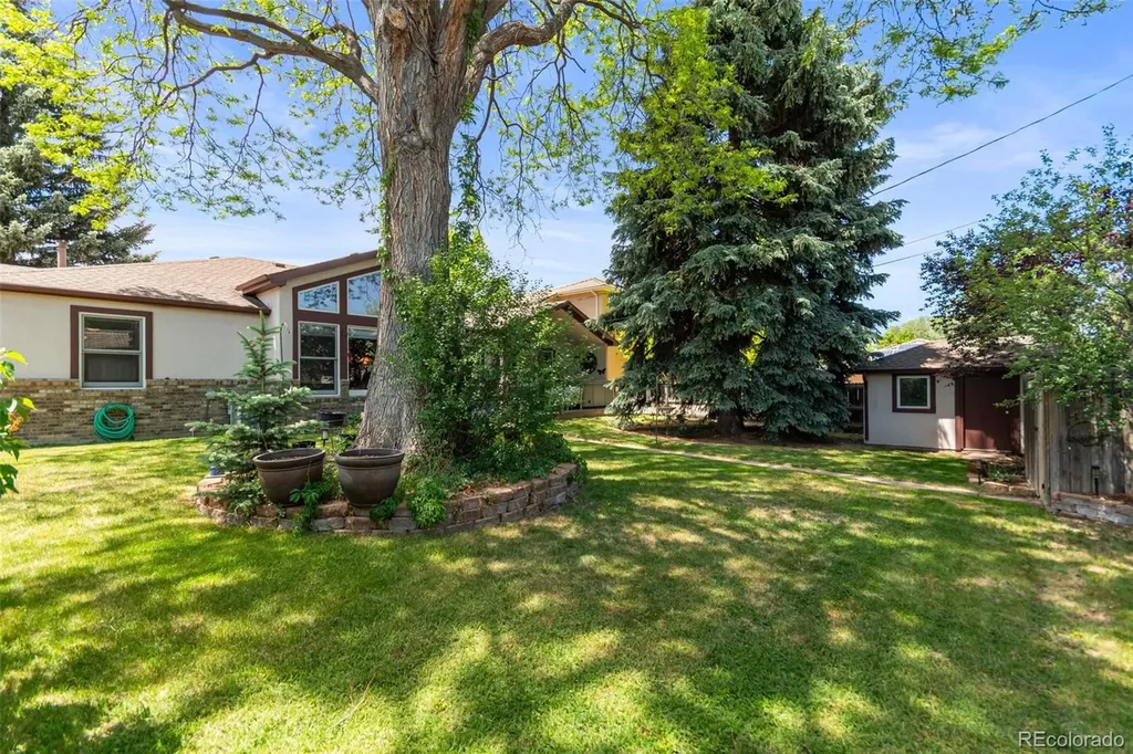 3226 S Ash Street Denver CO 80222