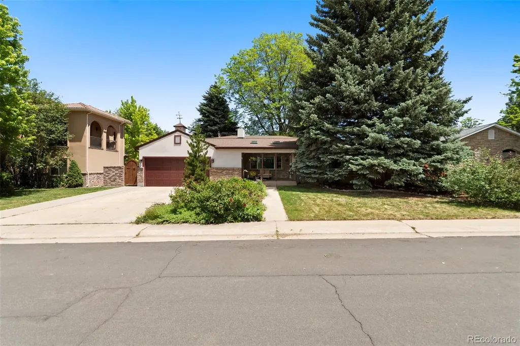 3226 S Ash Street Denver CO 80222