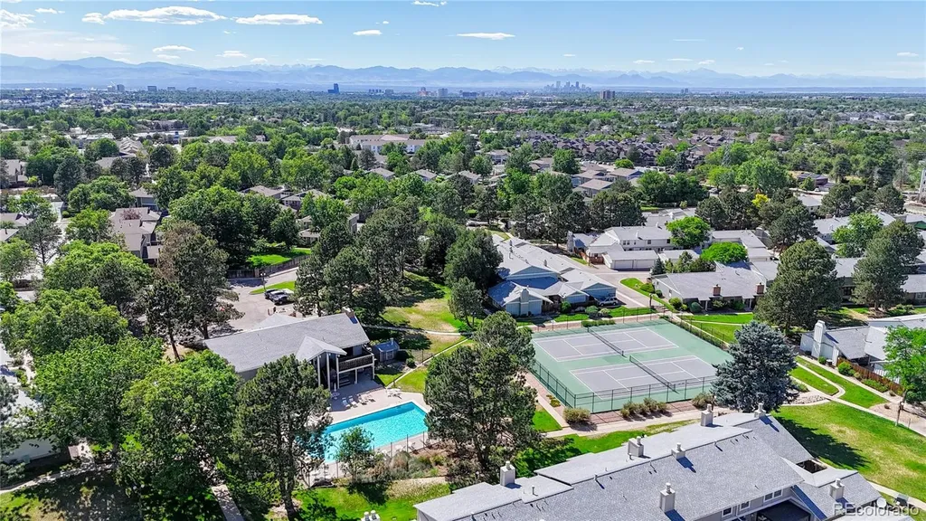 10208 E Jewell Avenue Aurora CO 80247