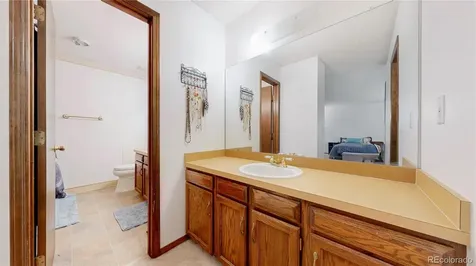 10208 E Jewell Avenue Aurora CO 80247