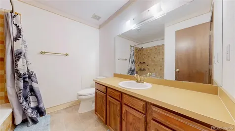 10208 E Jewell Avenue Aurora CO 80247