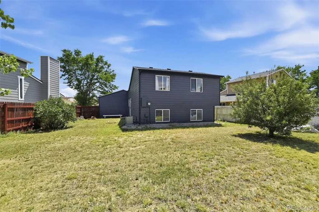 19335 E Batavia Pl Place E Aurora CO 80011