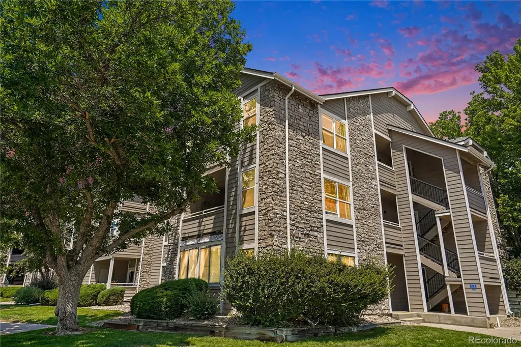 8376 S Upham Way Littleton CO 80128
