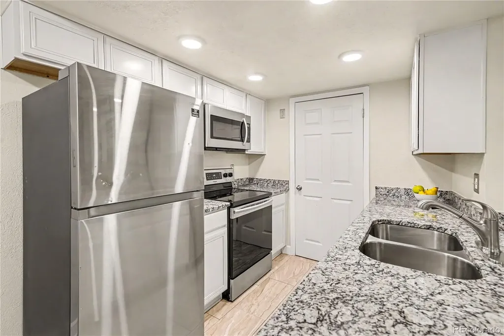8376 S Upham Way Littleton CO 80128