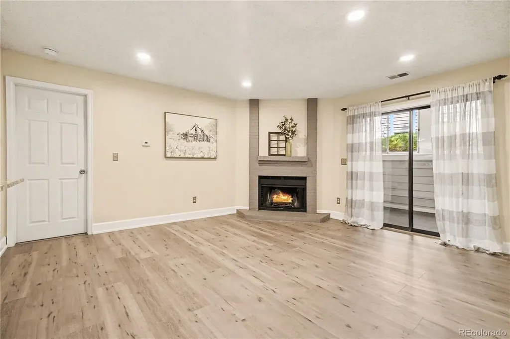 8376 S Upham Way Littleton CO 80128