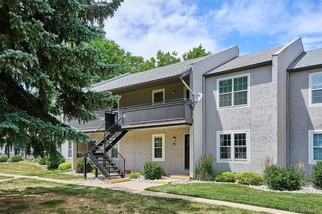 7110 S Gaylord Street Centennial CO 80122