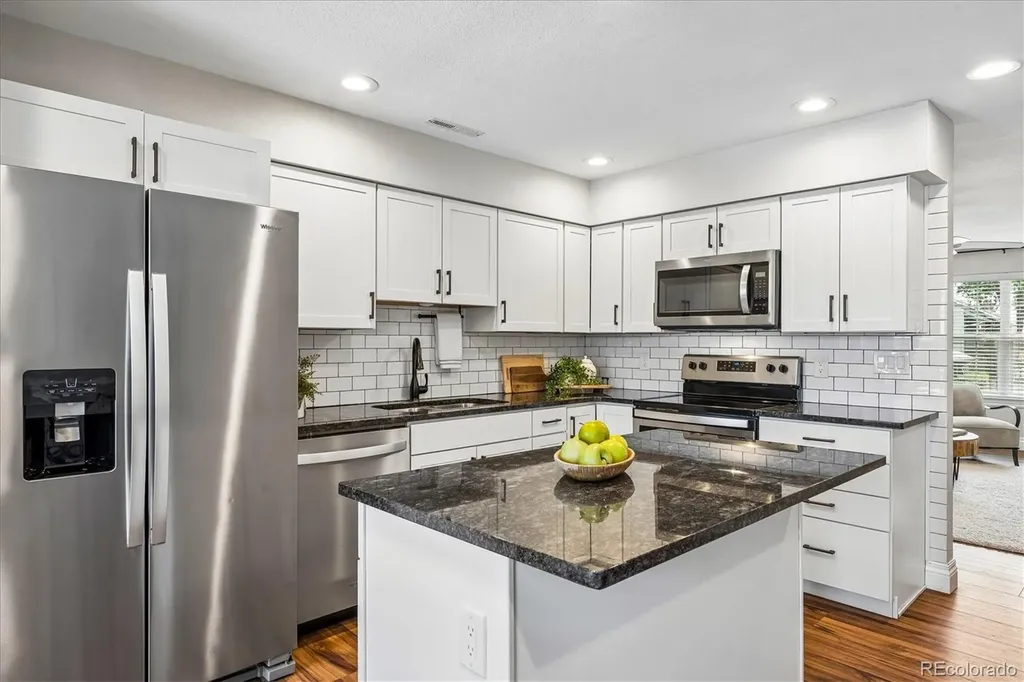 7110 S Gaylord Street Centennial CO 80122