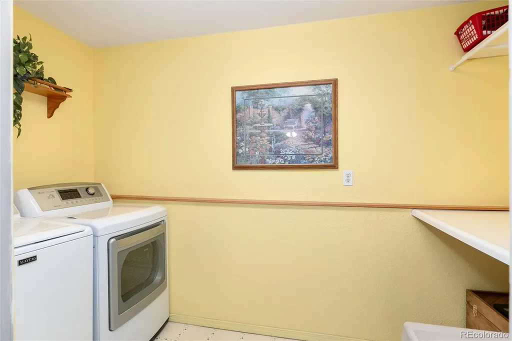 5404 S Robb Way Littleton CO 80127