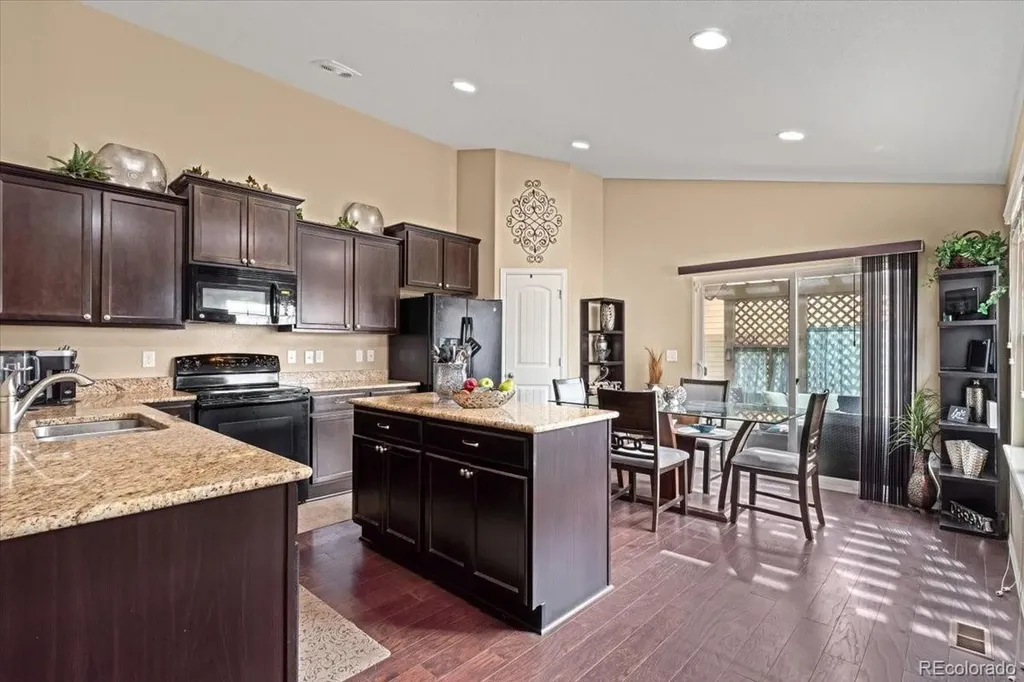 6267 N Dunkirk Court Aurora CO 80019