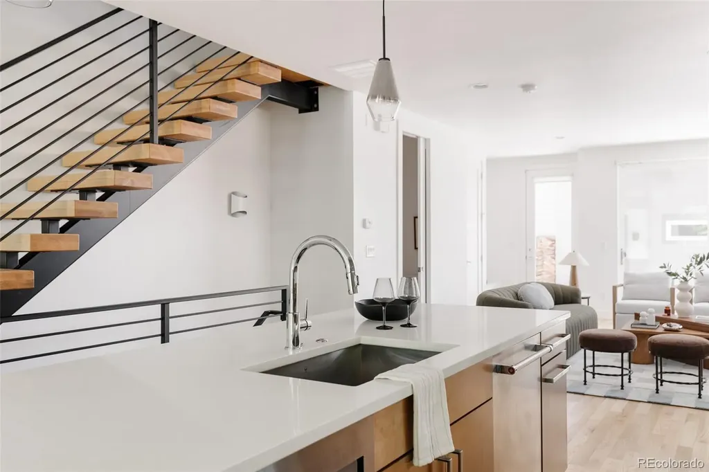 845 S Logan Street Denver CO 80209