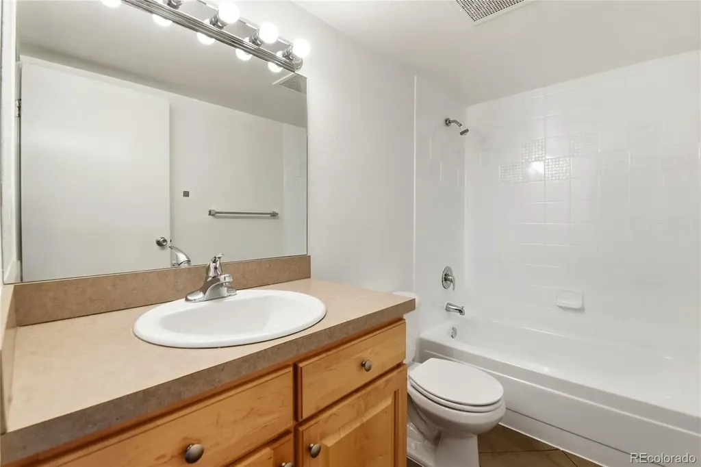 601 W 11th Avenue Denver CO 80204