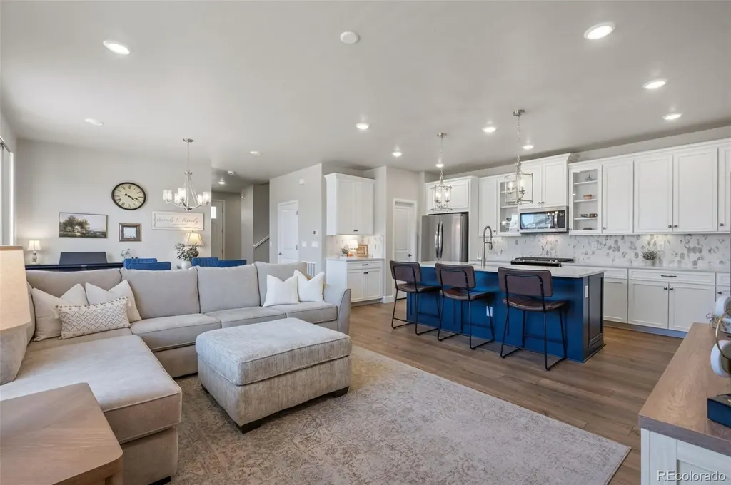 8073 Monte Vista Circle Littleton CO 80125