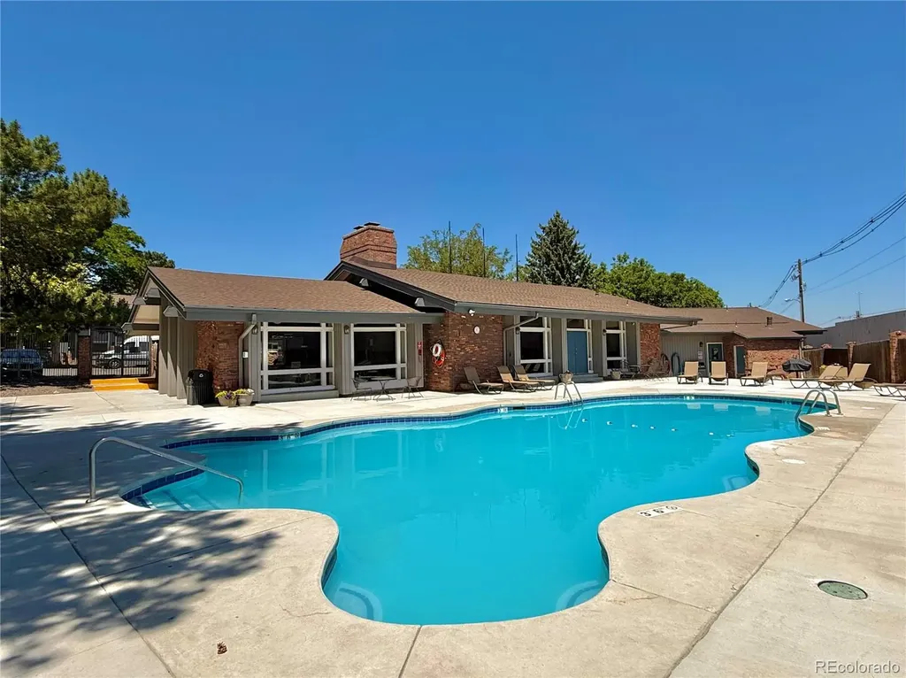 6495 E Happy Canyon Road Denver CO 80237