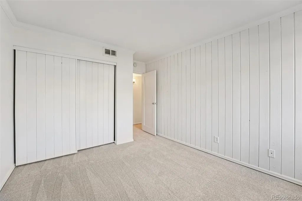 8335 Fairmount Drive Denver CO 80247