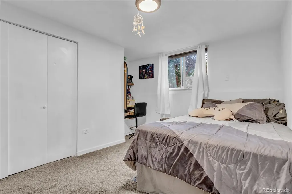 2190 S Holly Street Denver CO 80222
