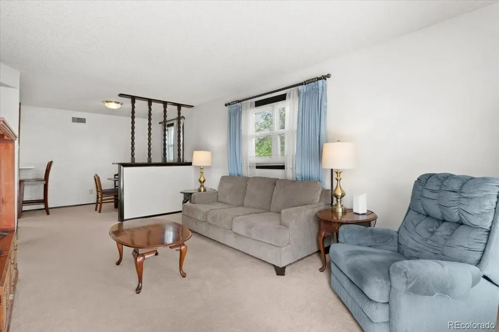 1209 Xanadu Street Aurora CO 80011