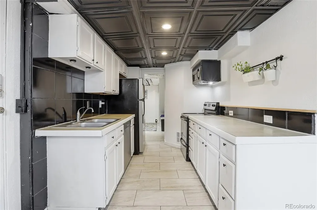1810 W Exposition Avenue Denver CO 80223