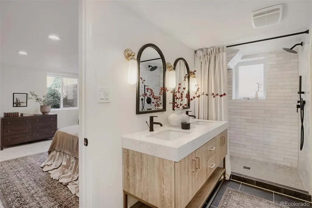 425 S Alcott Street Denver CO 80219