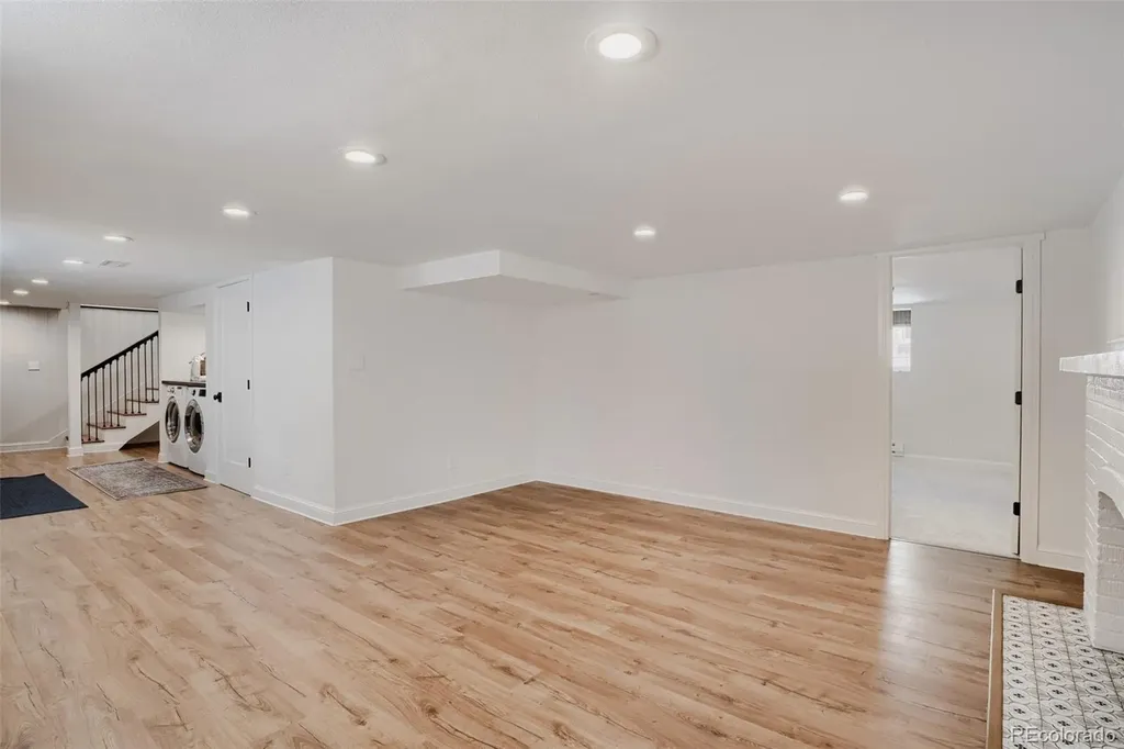 425 S Alcott Street Denver CO 80219