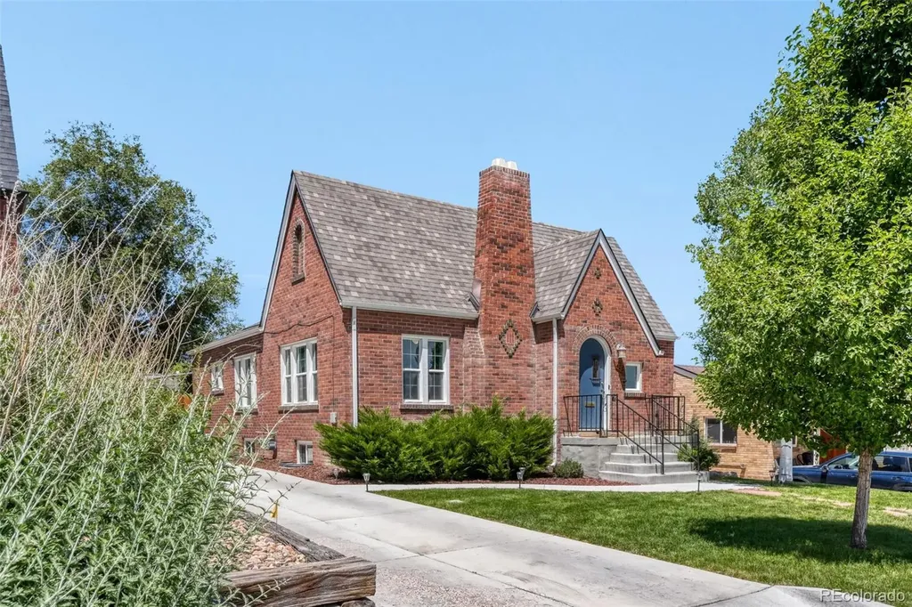425 S Alcott Street Denver CO 80219