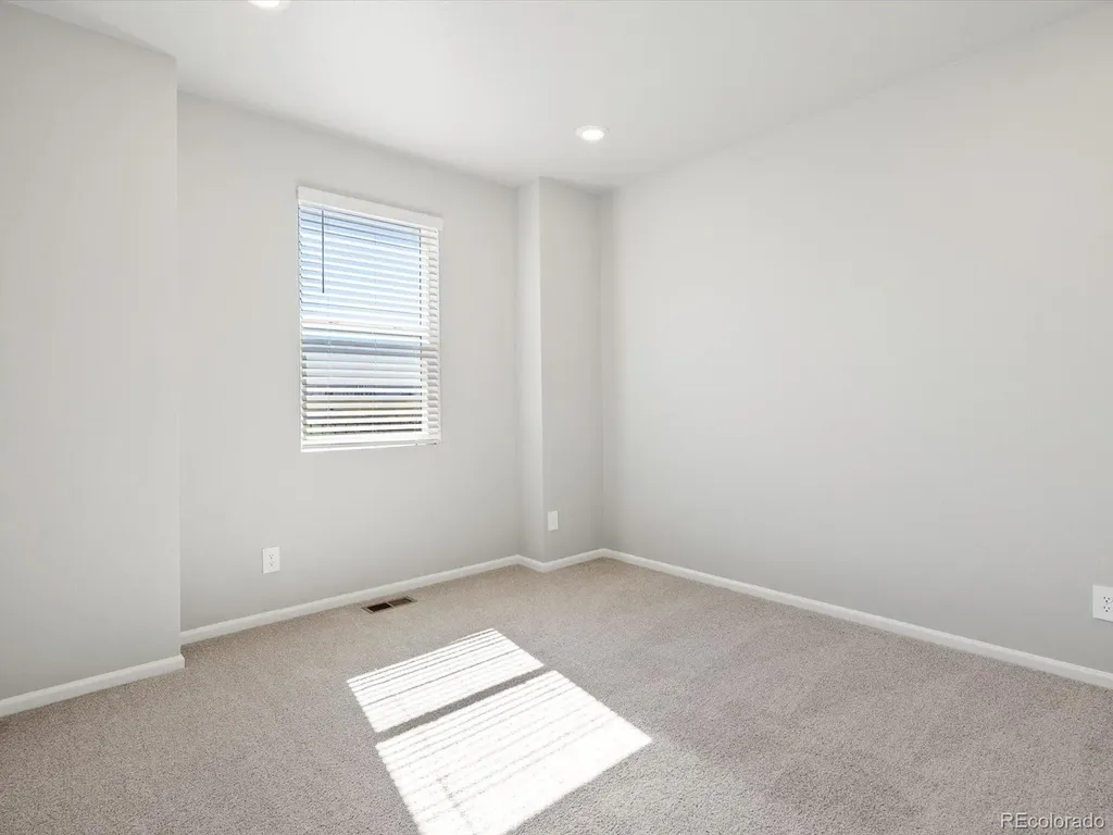 8867 Salida Street Commerce City CO 80022
