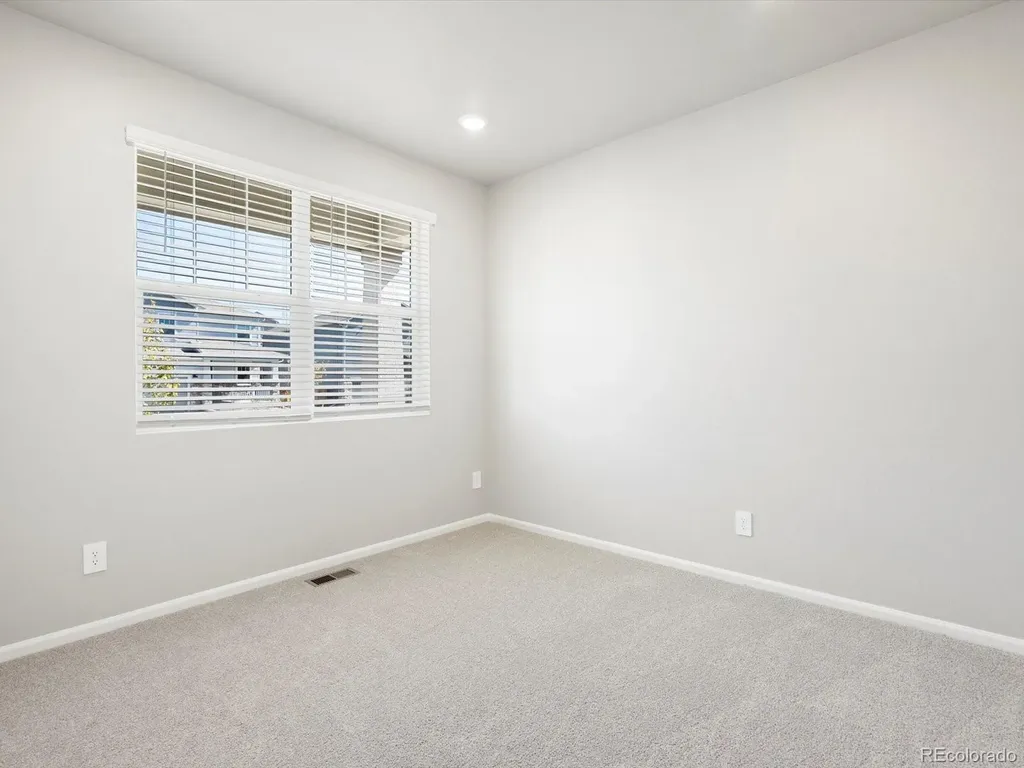 8867 Salida Street Commerce City CO 80022