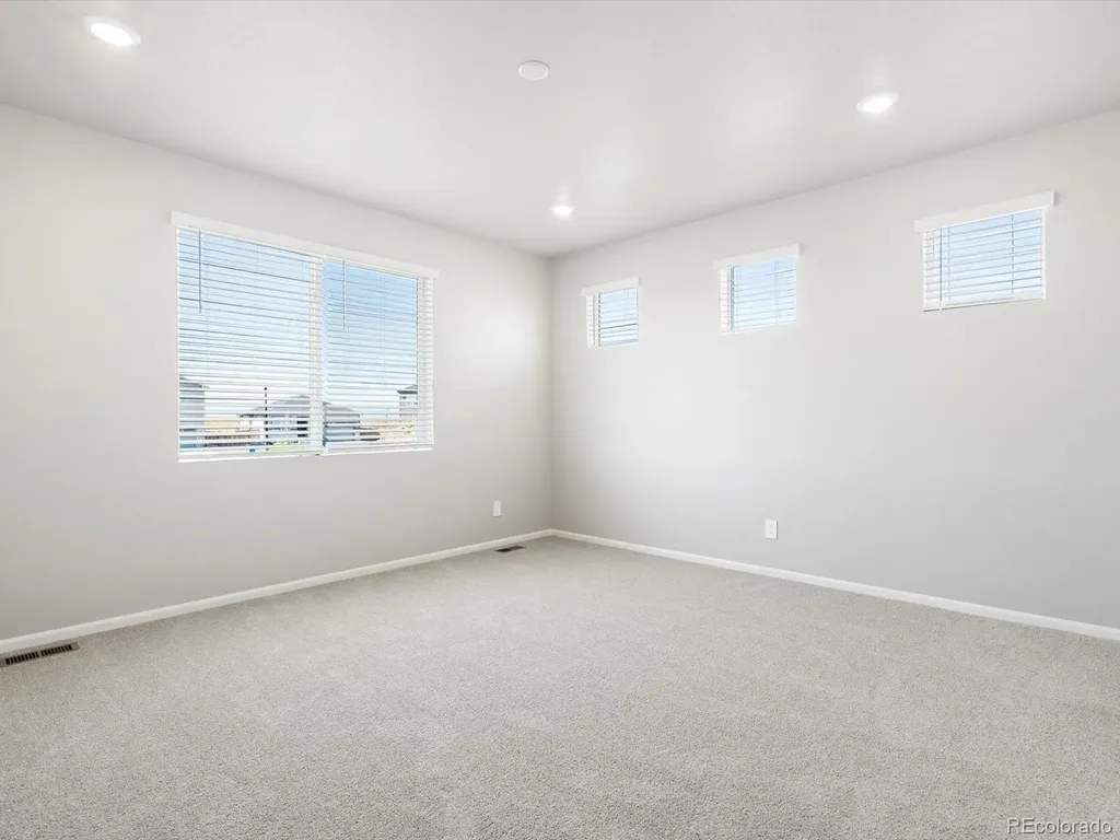 8867 Salida Street Commerce City CO 80022