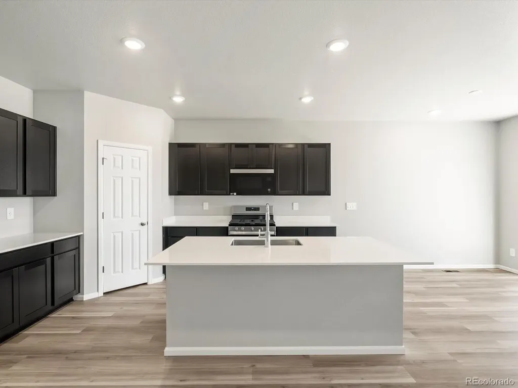8867 Salida Street Commerce City CO 80022