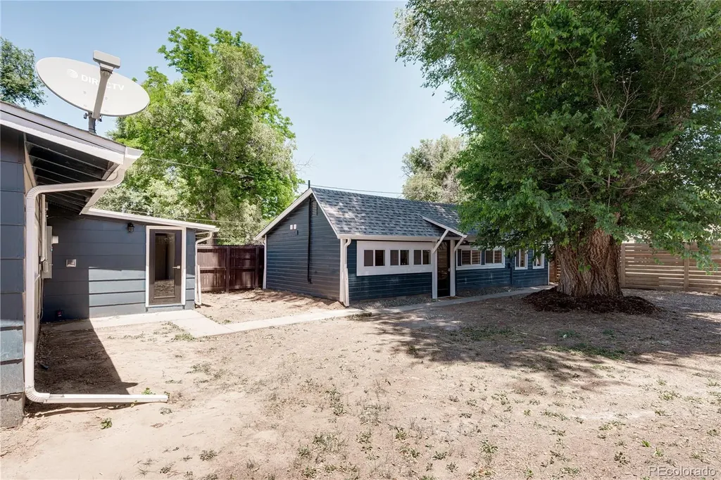 4876 S Lincoln Street Englewood CO 80113