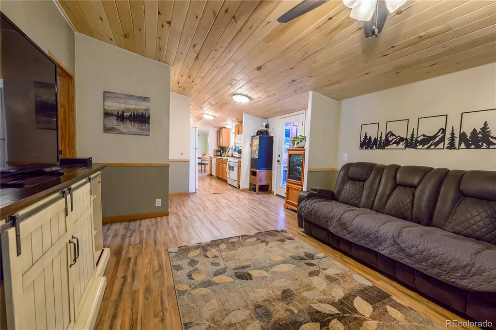 606 Shannon Road Cotopaxi CO 81223