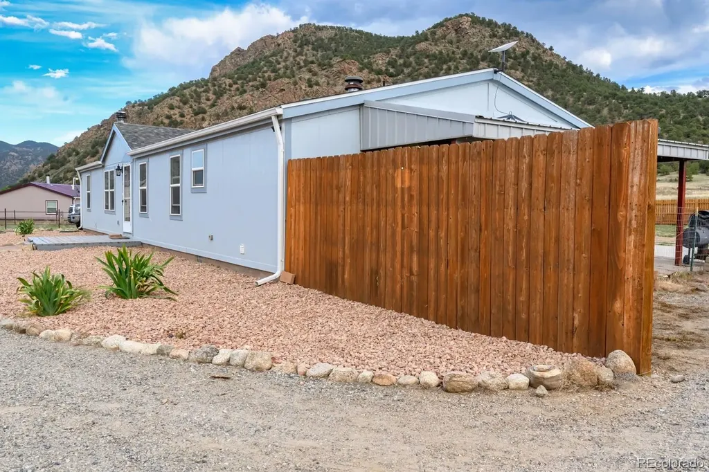 606 Shannon Road Cotopaxi CO 81223