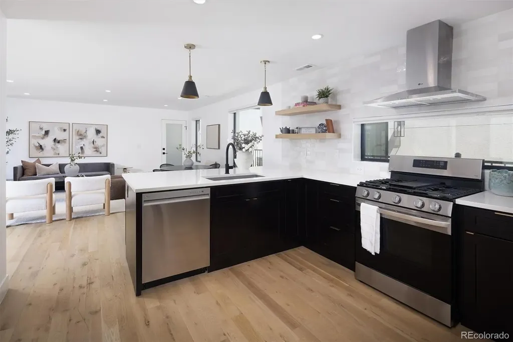 1406 Zenobia Street Denver CO 80204