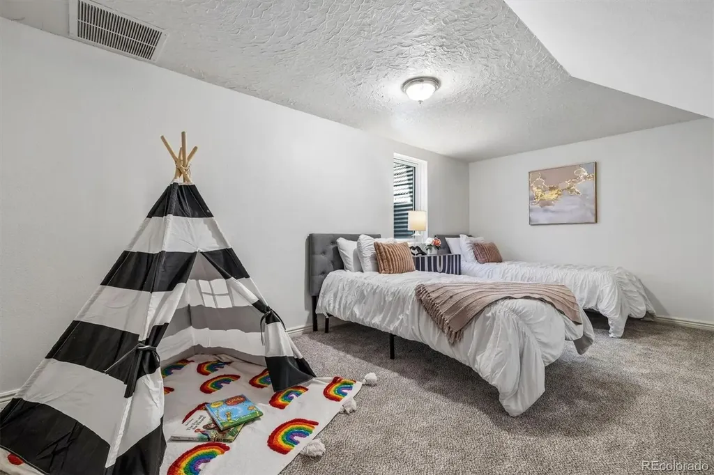 3485 W Powers Place Littleton CO 80123