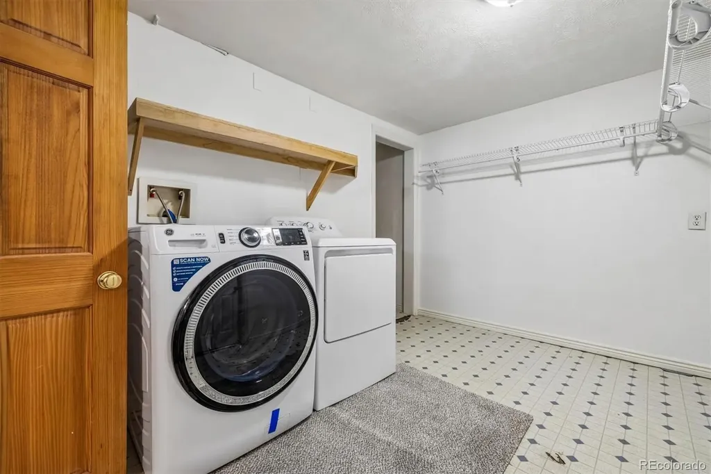 3485 W Powers Place Littleton CO 80123