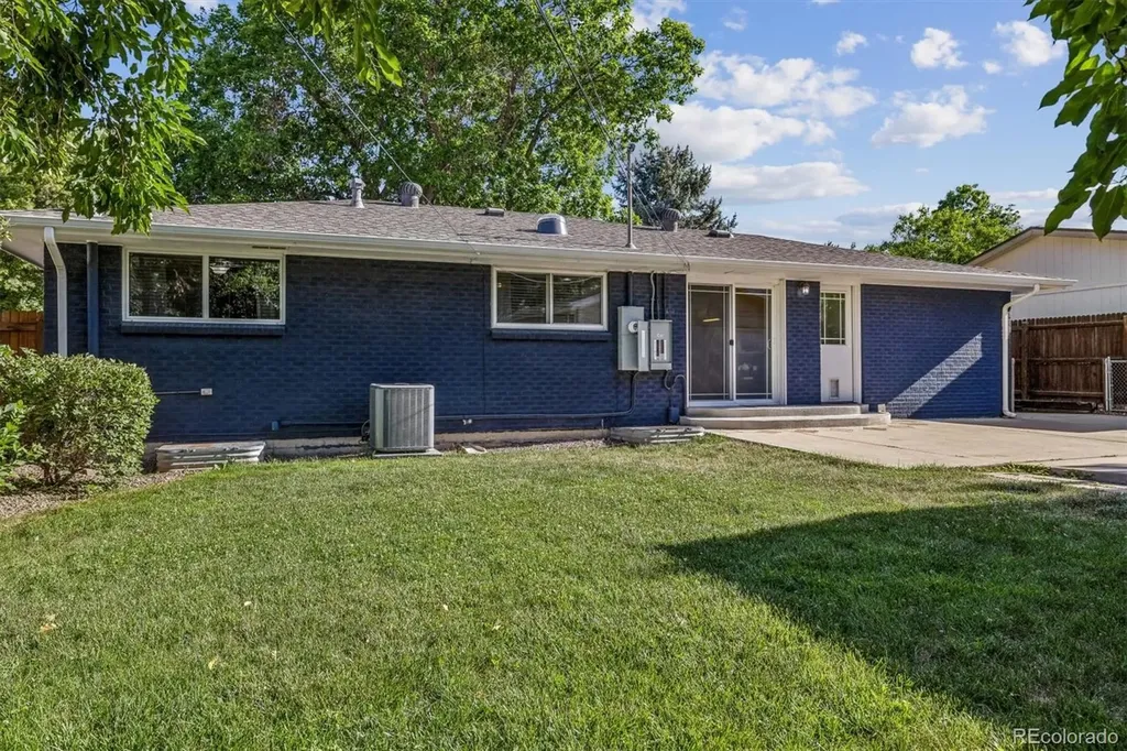 3485 W Powers Place Littleton CO 80123