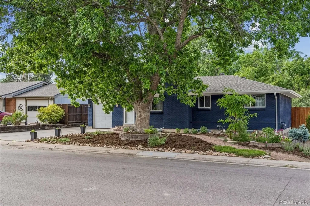 3485 W Powers Place Littleton CO 80123
