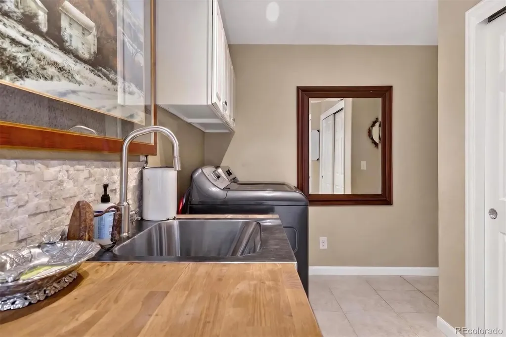 15895 W 67th Place Arvada CO 80007