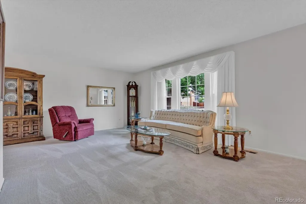 7482 W Peakview Avenue Littleton CO 80123