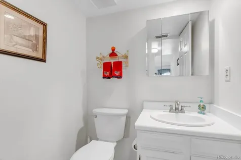 7482 W Peakview Avenue Littleton CO 80123