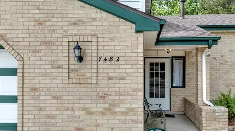 7482 W Peakview Avenue Littleton CO 80123