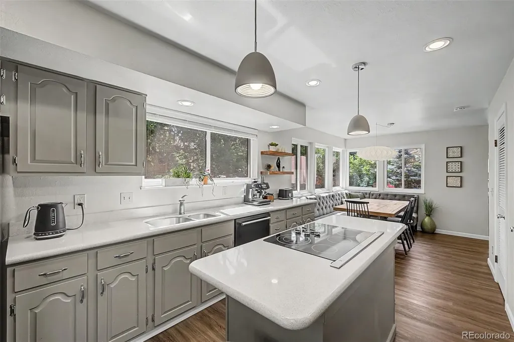 4786 S Helena Way Aurora CO 80015